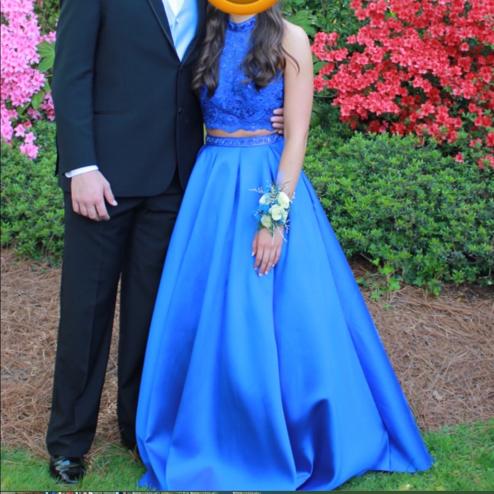 Prom dress